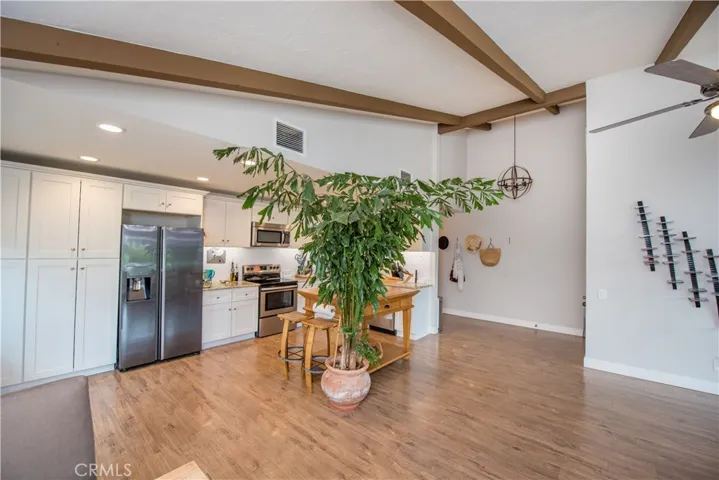 30393 Early Round Drive, Canyon Lake, California 92587