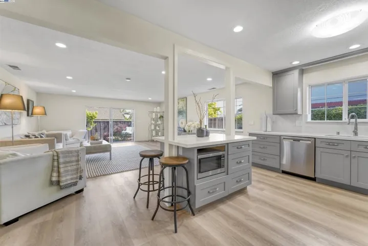 975 E Homestead Rd, Sunnyvale, California 94087
