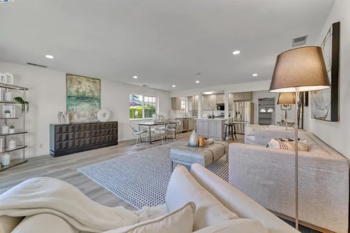 975 E Homestead Rd, Sunnyvale, California 94087