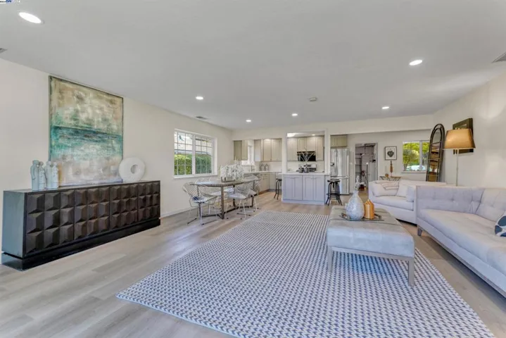 975 E Homestead Rd, Sunnyvale, California 94087