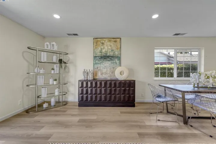 975 E Homestead Rd, Sunnyvale, California 94087