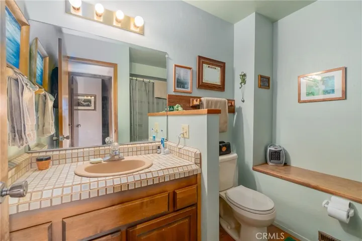 3065 Edgewood Drive, Kelseyville, California 95451