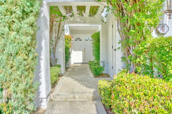 9 Sarena, Irvine, California 92612