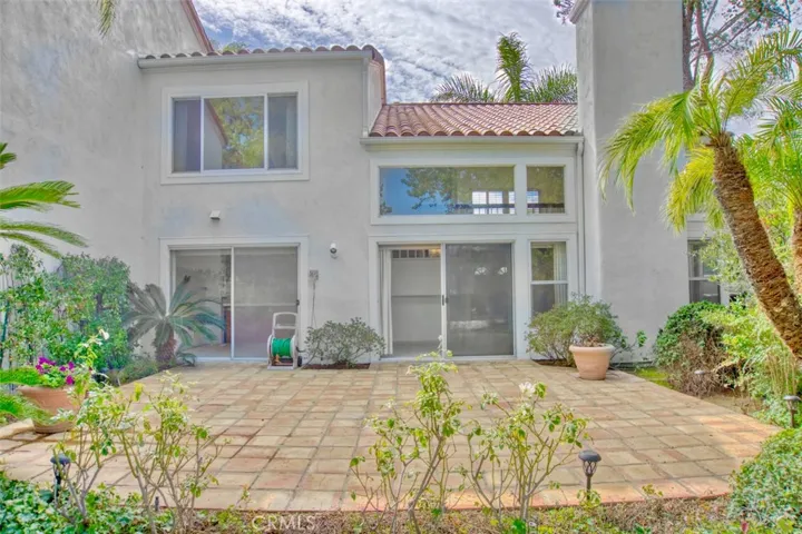 9 Sarena, Irvine, California 92612