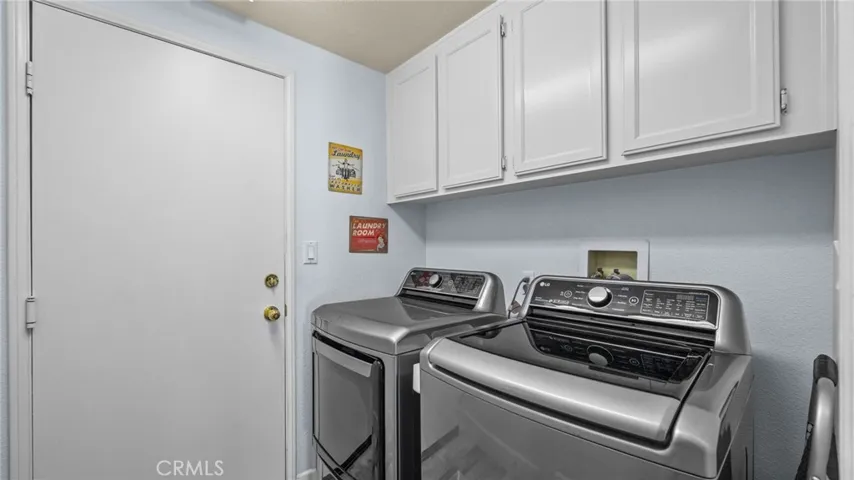 1137 Acapulco Circle, Corona, California 92882