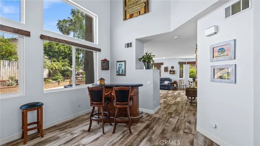 1137 Acapulco Circle, Corona, California 92882