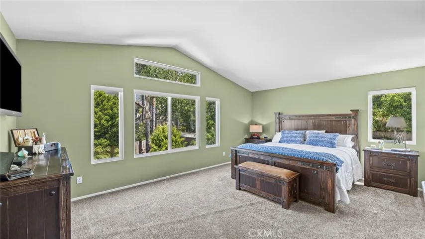 1137 Acapulco Circle, Corona, California 92882