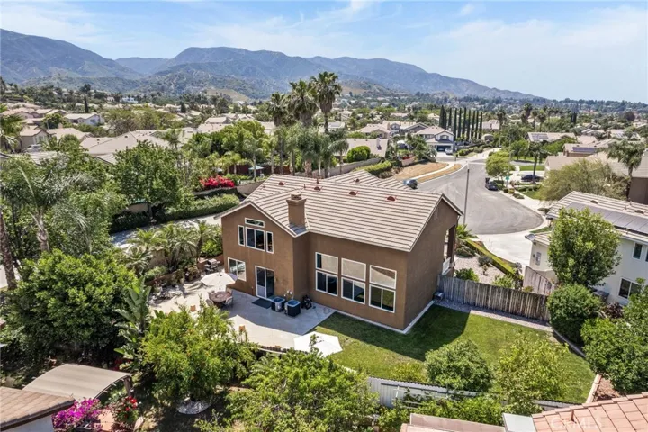 1137 Acapulco Circle, Corona, California 92882
