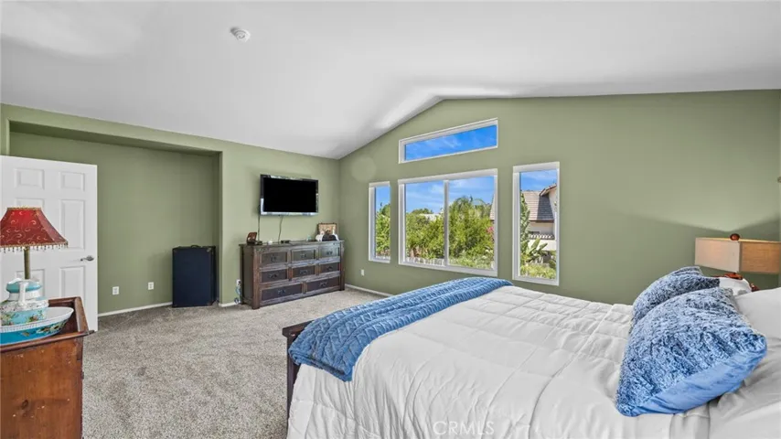 1137 Acapulco Circle, Corona, California 92882