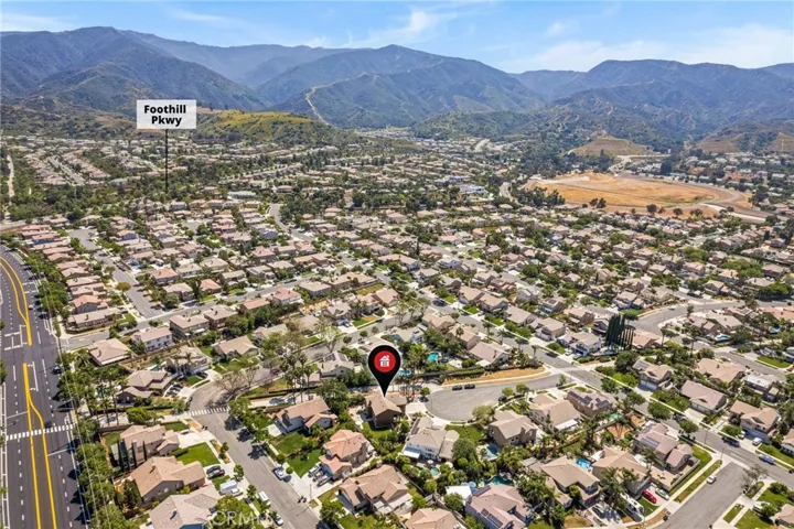 1137 Acapulco Circle, Corona, California 92882