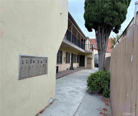 1922 Locust Avenue, Long Beach, California 90806