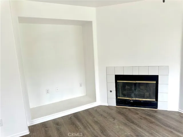 new vinyl laminate flooring in Family room