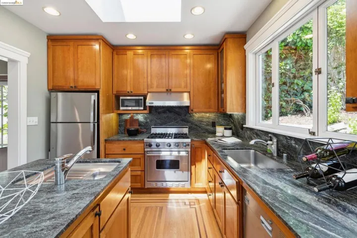 721 Hilldale Ave, Berkeley, California 94708