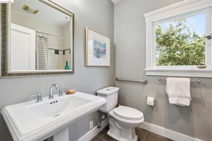 721 Hilldale Ave, Berkeley, California 94708