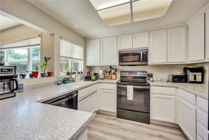 1632 Montana Vista Street, Lakeport, California 95453