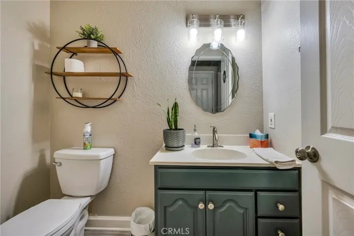 1632 Montana Vista Street, Lakeport, California 95453