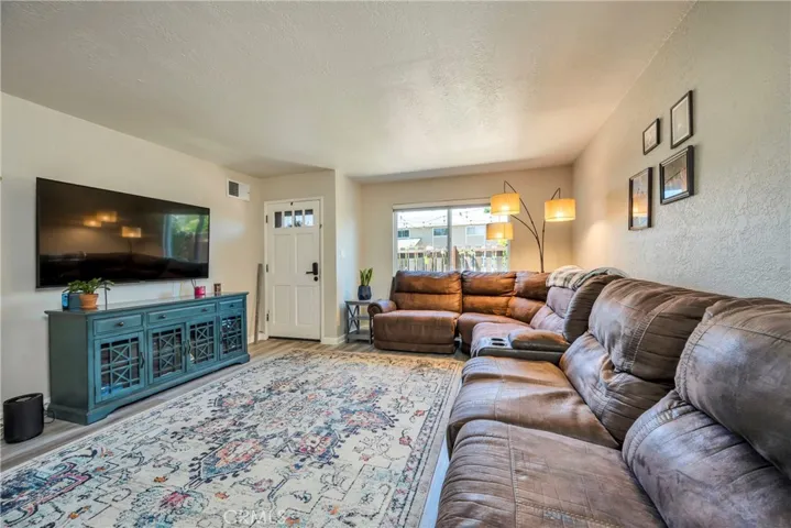 1632 Montana Vista Street, Lakeport, California 95453