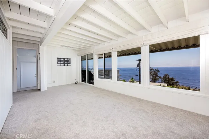 2260 Crestview Drive A, Laguna Beach, California 92651