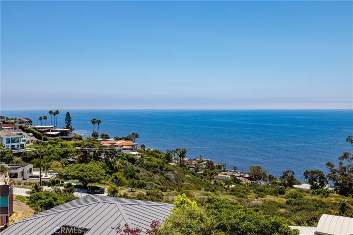 2260 Crestview Drive A, Laguna Beach, California 92651