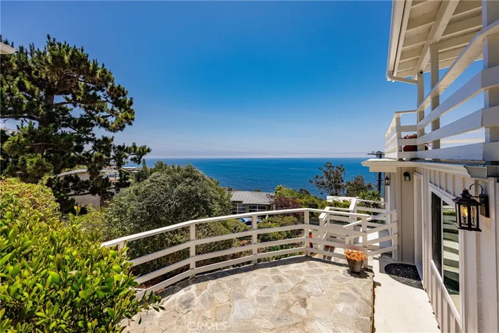 2260 Crestview Drive A, Laguna Beach, California 92651