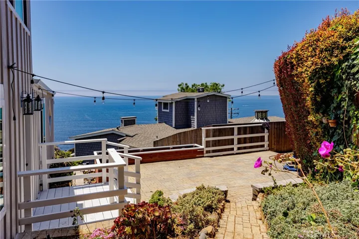 2260 Crestview Drive A, Laguna Beach, California 92651