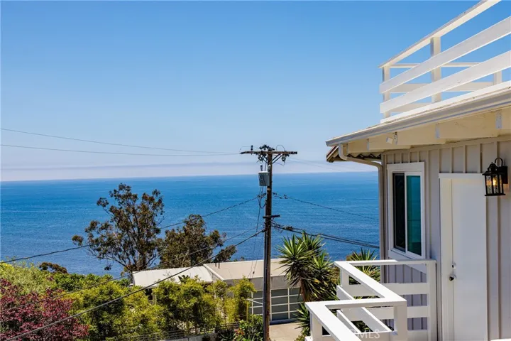 2260 Crestview Drive A, Laguna Beach, California 92651