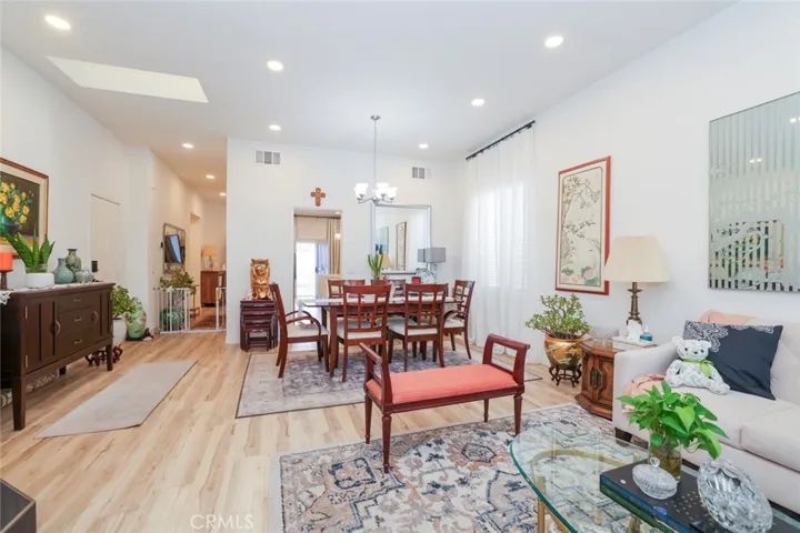 10651 Williamsburg Place, Whittier, California 90603