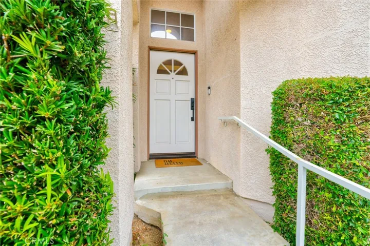 10651 Williamsburg Place, Whittier, California 90603