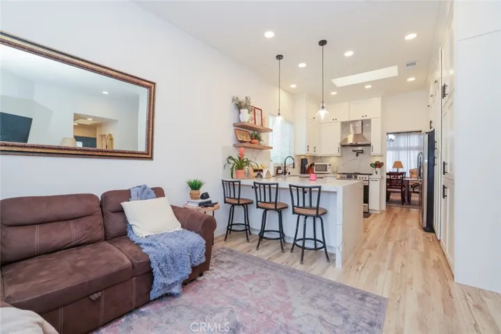 10651 Williamsburg Place, Whittier, California 90603