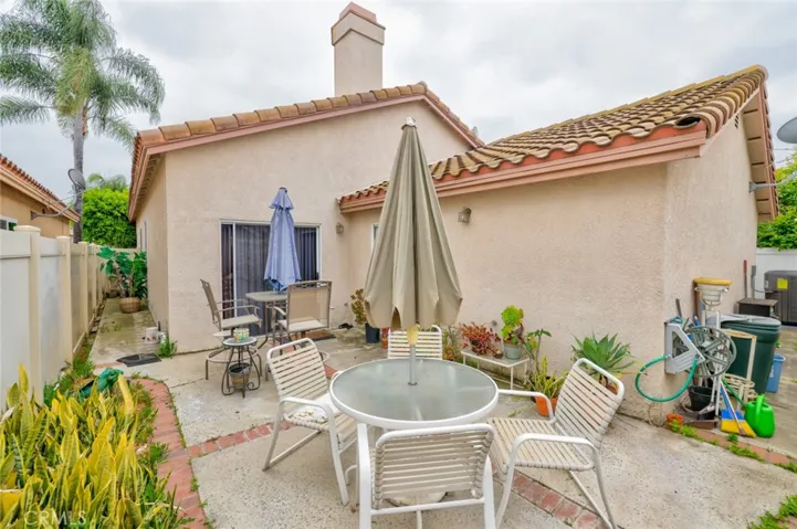 10651 Williamsburg Place, Whittier, California 90603