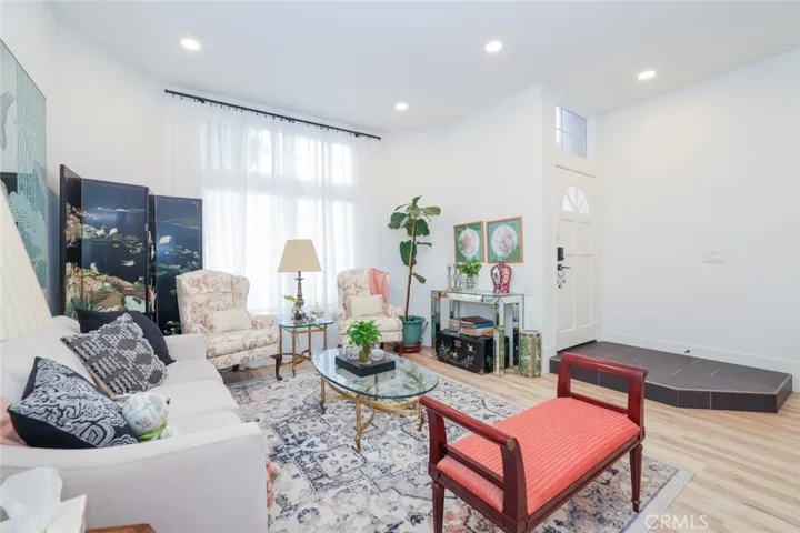 10651 Williamsburg Place, Whittier, California 90603