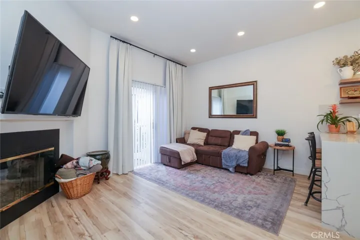 10651 Williamsburg Place, Whittier, California 90603
