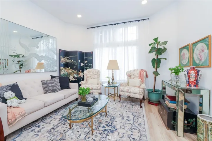 10651 Williamsburg Place, Whittier, California 90603