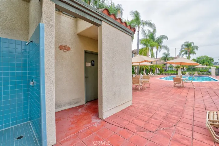10651 Williamsburg Place, Whittier, California 90603