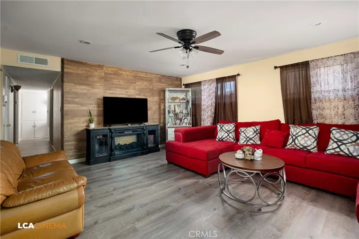 1501 Garfield Avenue, Bakersfield, California 93304