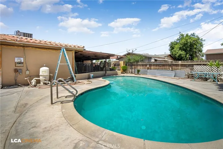 1501 Garfield Avenue, Bakersfield, California 93304