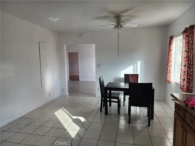 1330 S Longwood Avenue, Los Angeles, California 90019