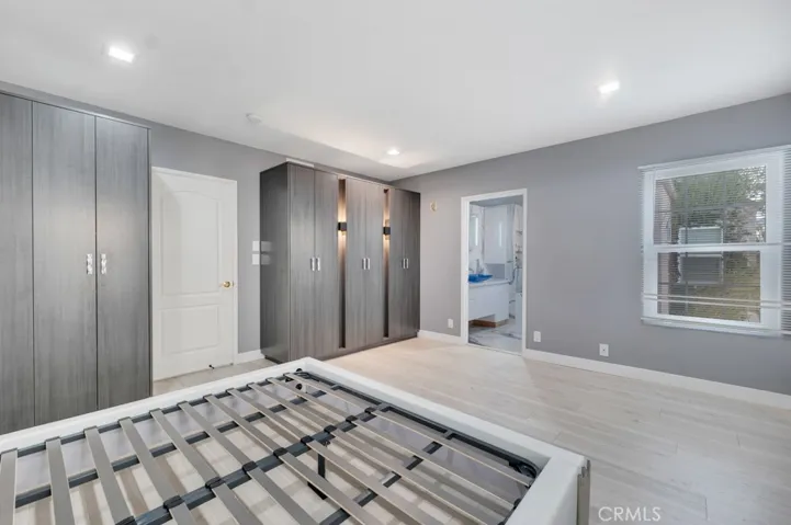 10659 Bloomfield Street, Toluca Lake, California 91602