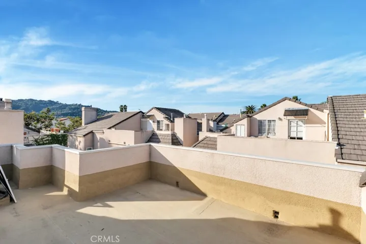 10659 Bloomfield Street, Toluca Lake, California 91602