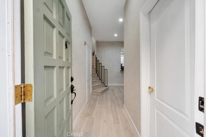 10659 Bloomfield Street, Toluca Lake, California 91602