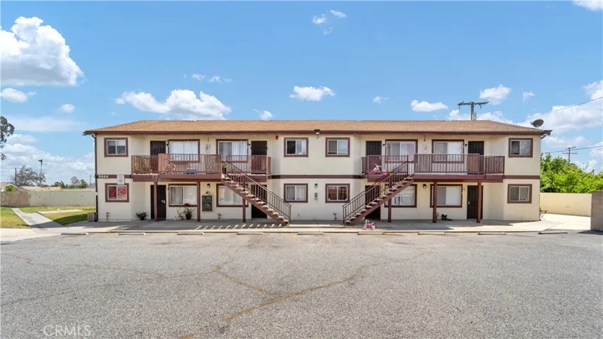 9064 Sewell Avenue, Fontana, California 92335