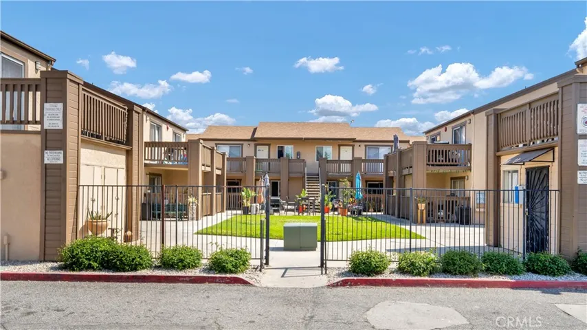16405 Valencia Avenue, Fontana, California 92335
