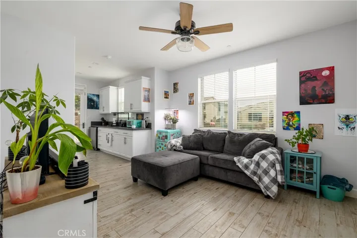 MOTHER-IN-LAW SUITE LIVING AREA