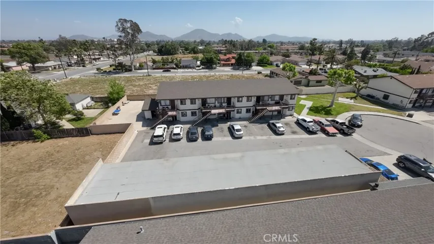 9075 Sewell Avenue, Fontana, California 92335