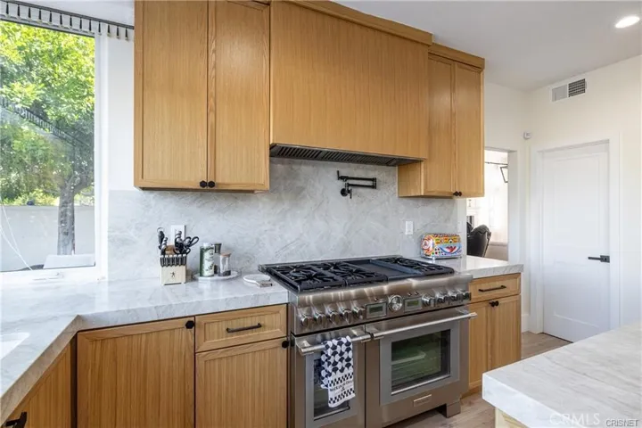 3626 Paseo Primario, Calabasas, California 91302