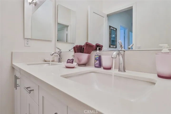 235 Morro Way 1, Simi Valley, California 93065