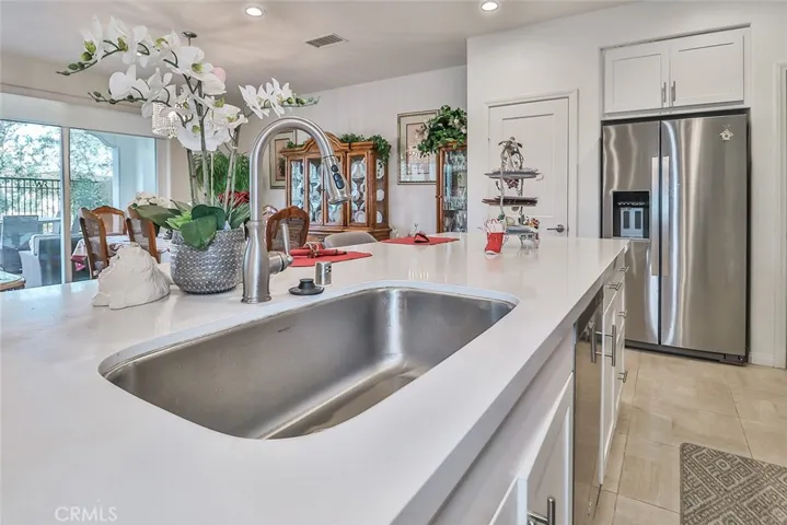 235 Morro Way 1, Simi Valley, California 93065