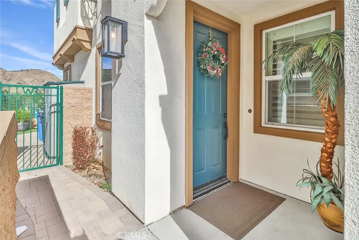 235 Morro Way 1, Simi Valley, California 93065