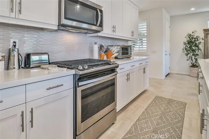 235 Morro Way 1, Simi Valley, California 93065