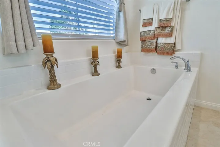 235 Morro Way 1, Simi Valley, California 93065